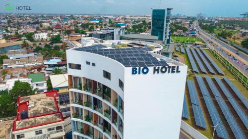 bio_hotel_standing_4